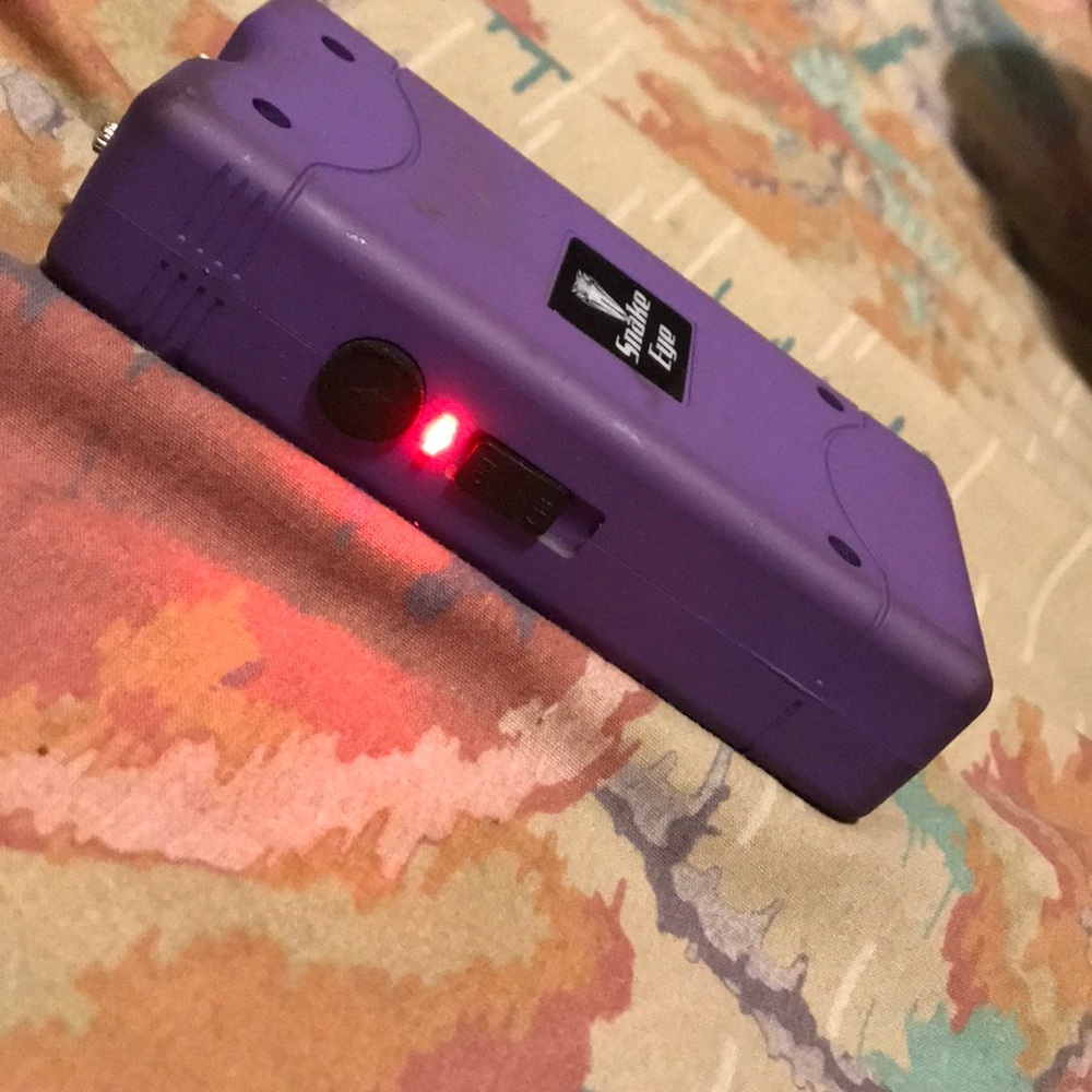 Tazer - Picture 2 of 4